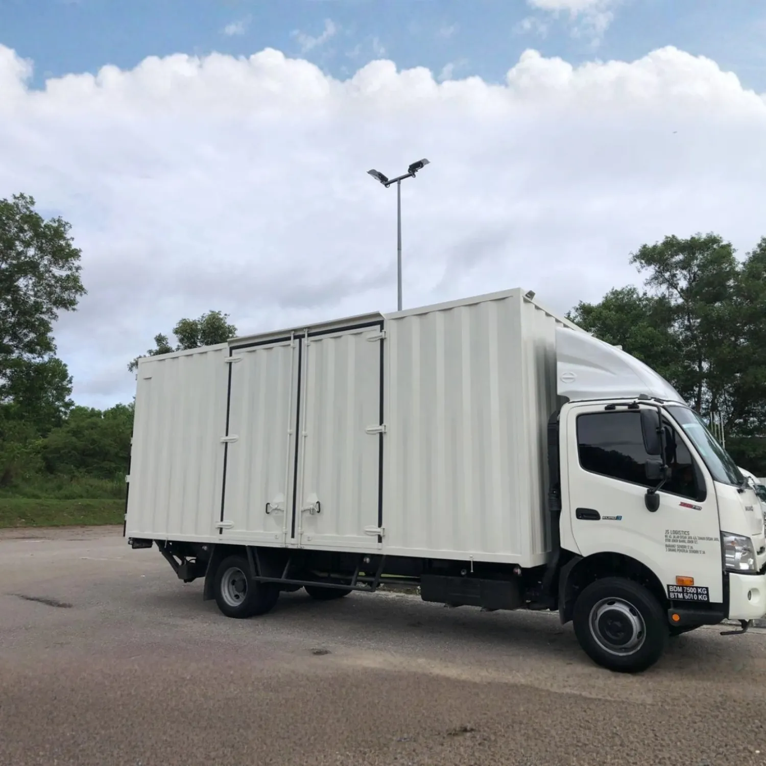 5-tonne luggage trucks